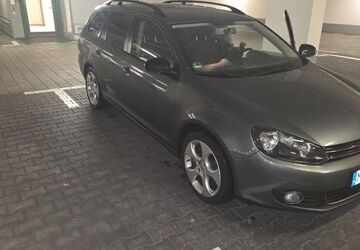 VW Golf 209.000 km 4.799 &euro; München 81549