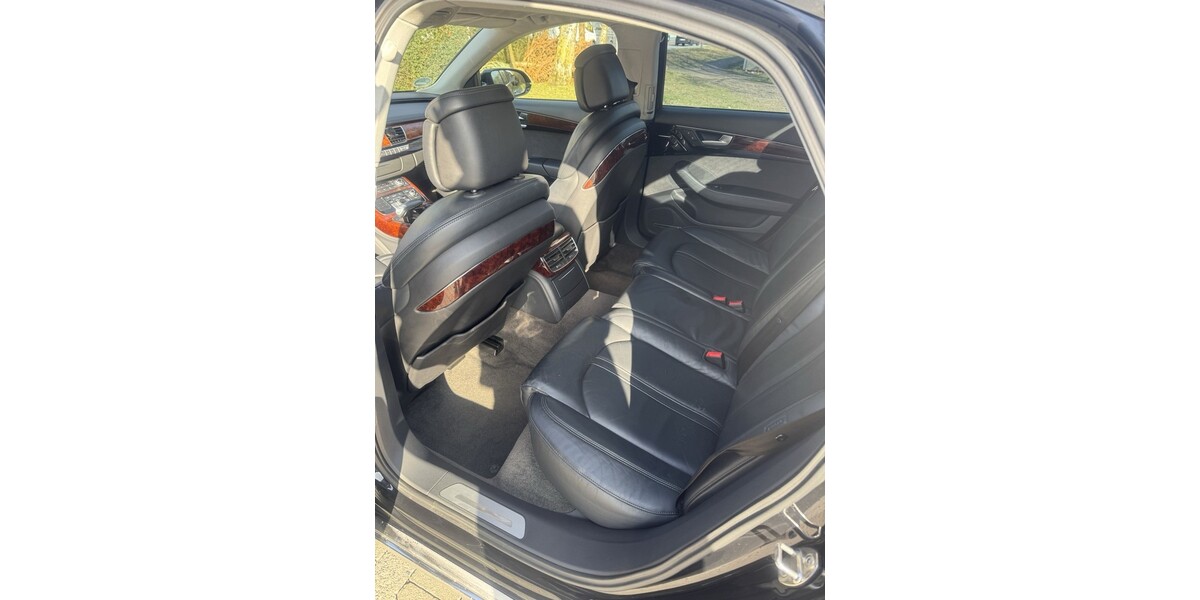 Audi A8 245.000 km 9.700 &euro; München 80313