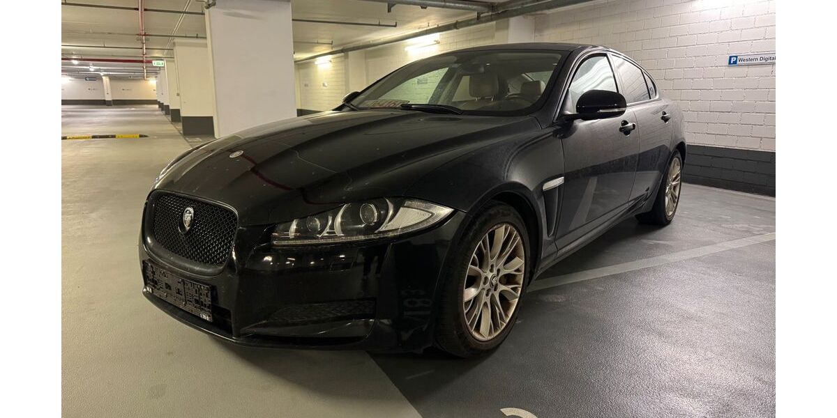 Jaguar XF 271.500 km 4.250 &euro; Aschheim-Dornach 85609