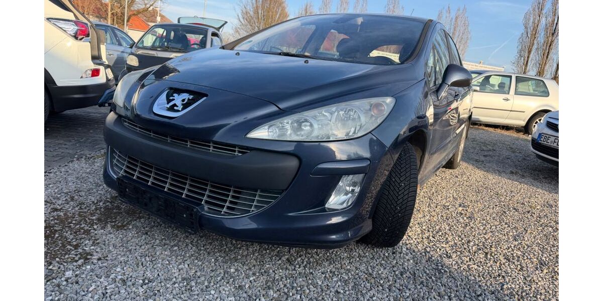 Peugeot 308 226.536 km 1.500 &euro; Puchheim 82178