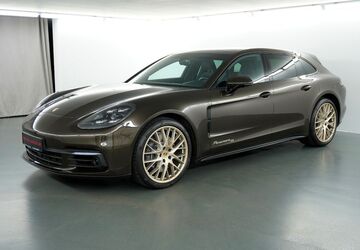 Porsche Panamera 67.312 km 58.800 &euro; Germering bei München 82110