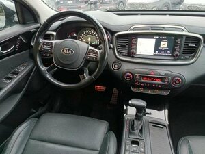 Kia SORENTO 2.2D AWD AT8 PLATINUM Pano HeadUp AHK 59.902 km 27.460 &euro; Höhenkirchen-Siegertsbrun 85635