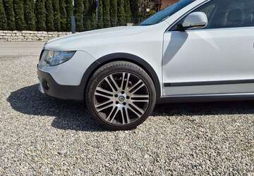 Skoda Superb 216.200 km 6.700 &euro; Baldham 85598