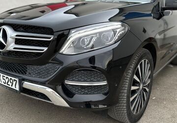 Mercedes-Benz GLE 250 210.000 km 21.000 &euro; München 81379