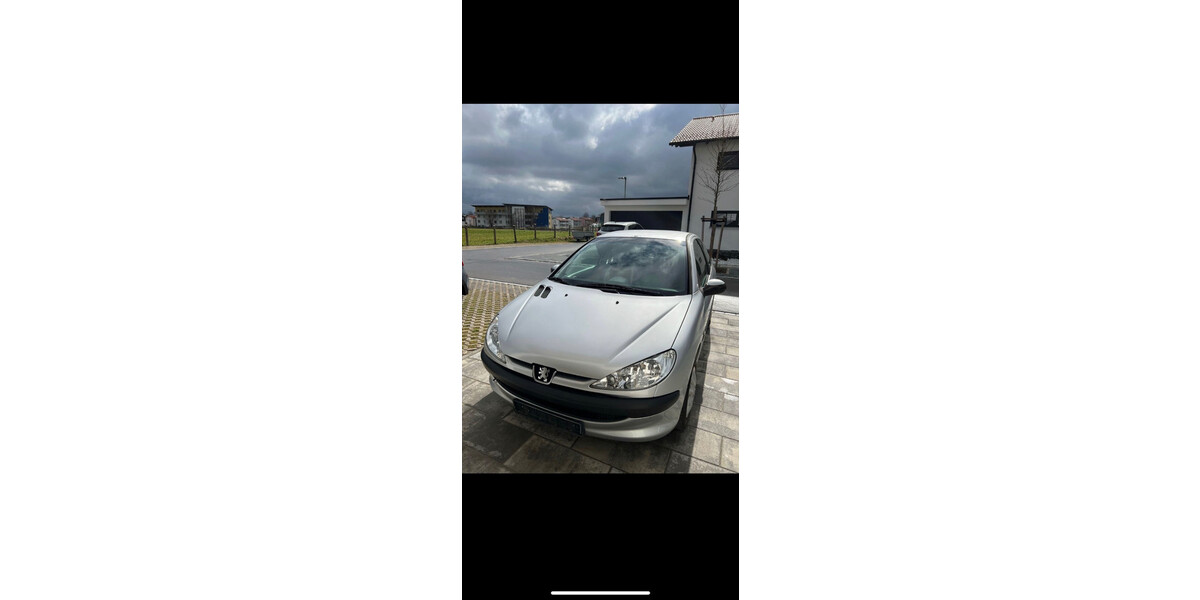Peugeot 206 95.000 km 3.000 &euro; München 80313