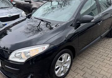 Renault Megane 16.646 km 5.999 &euro; München OT Aubing-Lochhausen-Langwied 81243
