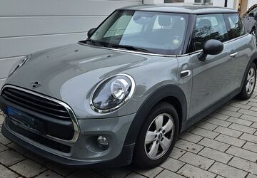 Mini ONE 56.000 km 13.490 &euro; München 81827