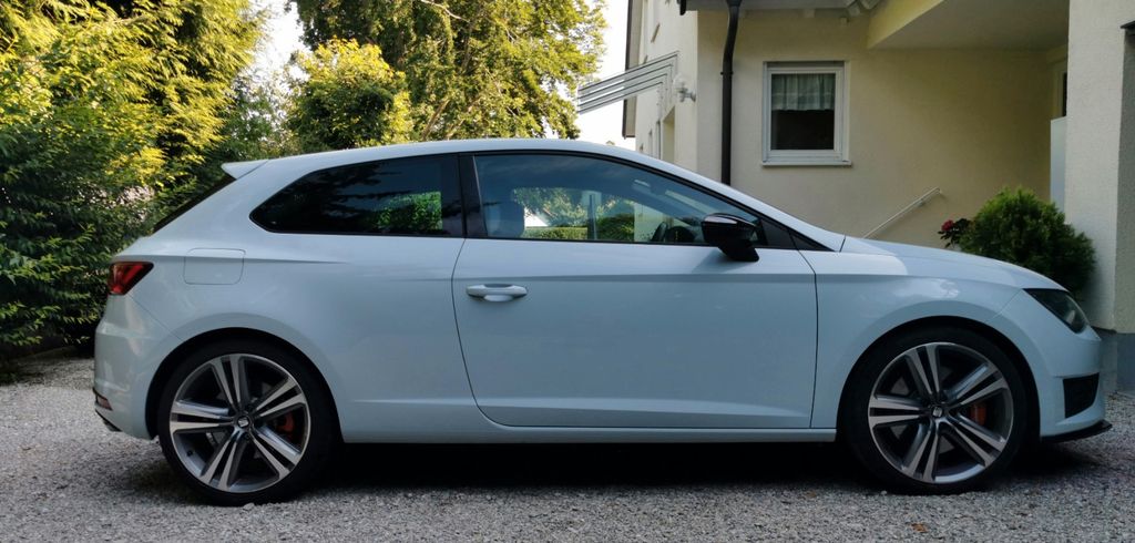 Seat Leon 122.000 km 15.200 &euro; Emmering 82275