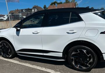 Kia Sportage 8.850 km 41.200 &euro; Seefeld 82229