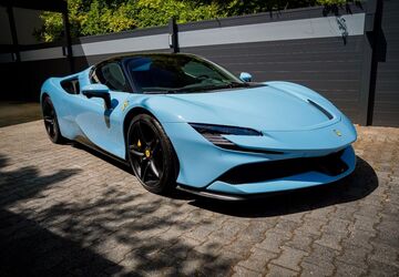 Ferrari SF90 4.300 km 535.500 &euro; München 81737