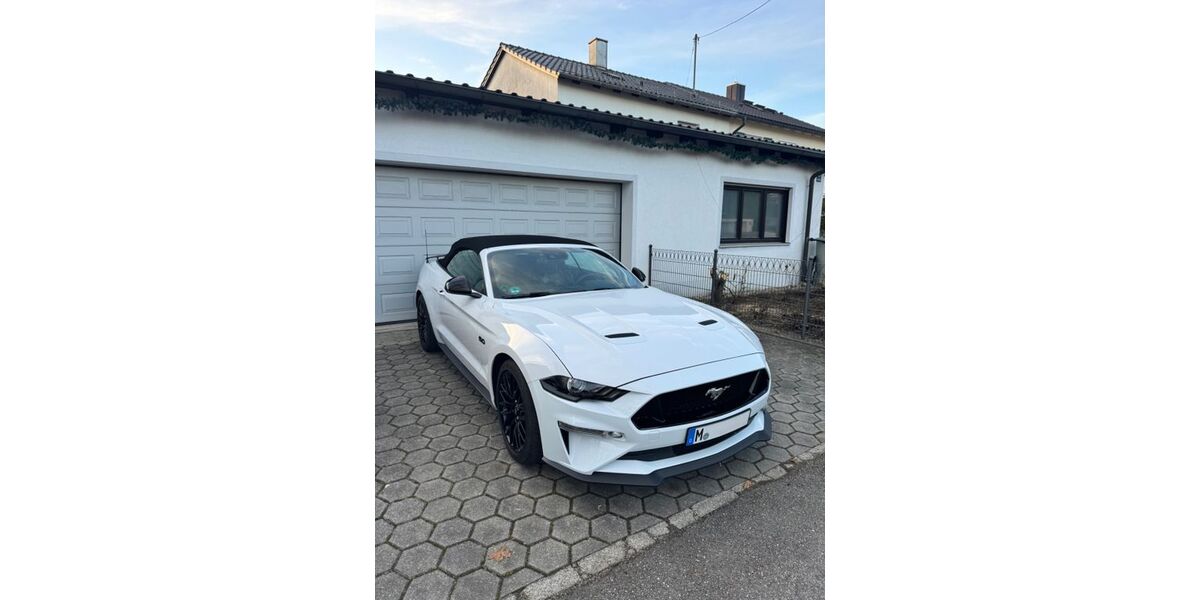 Ford Mustang 27.000 km 42.700 &euro; München 81675