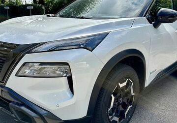 Nissan X-Trail 9.000 km 38.700 &euro; München 81549