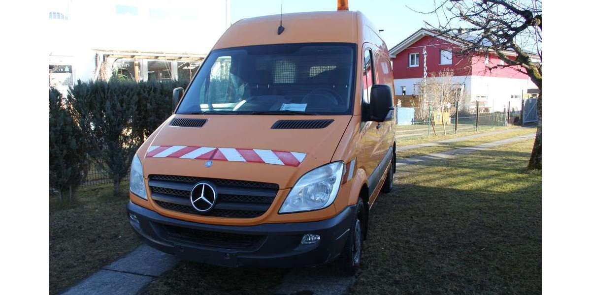 Mercedes-Benz Sprinter 284.967 km 6.300 &euro; Gilching 82205