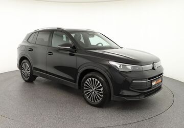 VW Tiguan 32.489 km 33.330 &euro; Garching 85748