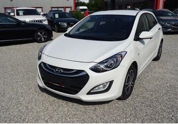 Hyundai i30 49.342 km 8.990 &euro; Ismaning 85737