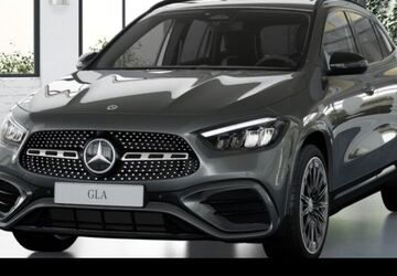 Mercedes-Benz GLA 200 9.900 km 43.500 &euro; München 80636
