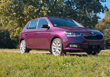 Skoda Fabia 29.000 km 14.240 &euro; München 80992