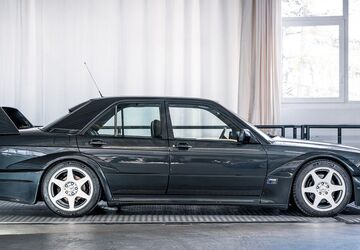 Mercedes-Benz 190 80.403 km 319.500 &euro; Ismaning 85737