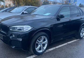 BMW X5 140.678 km 26.900 &euro; München 81243