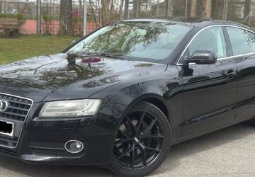 Audi A5 260.000 km 5.900 &euro; München 81825