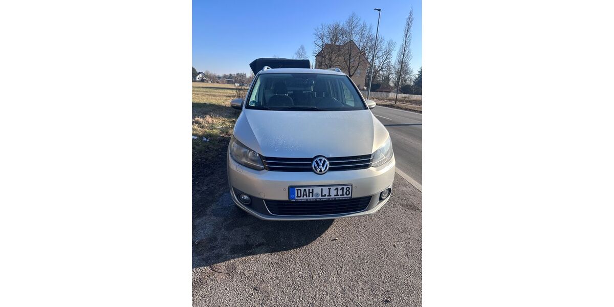 VW Touran 260.000 km 4.999 &euro; München 81475