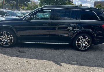 Mercedes-Benz GL 63 AMG 263.000 km 29.900 &euro; München 81243