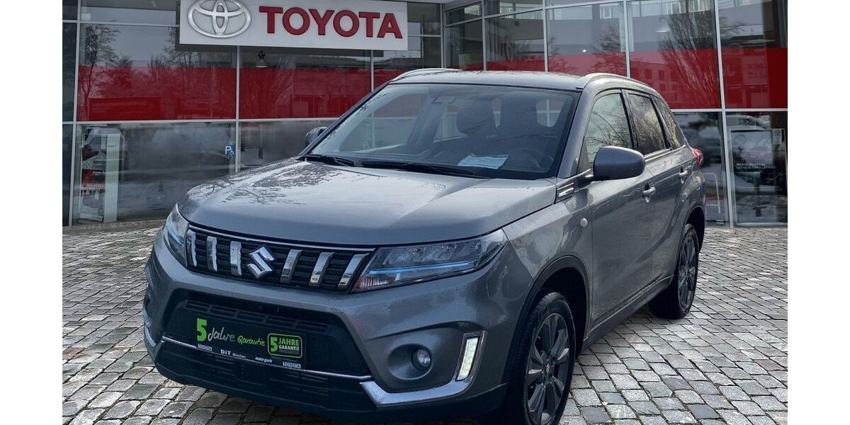 Suzuki Vitara 62.199 km 15.990 &euro; München 80687