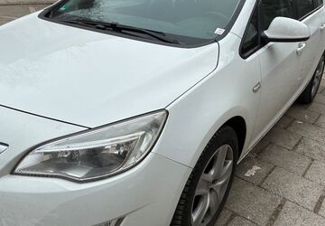 Opel Astra 202.500 km 2.900 &euro; München 81673