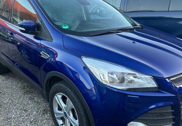 Ford Kuga 31.000 km 7.990 &euro; München 81829