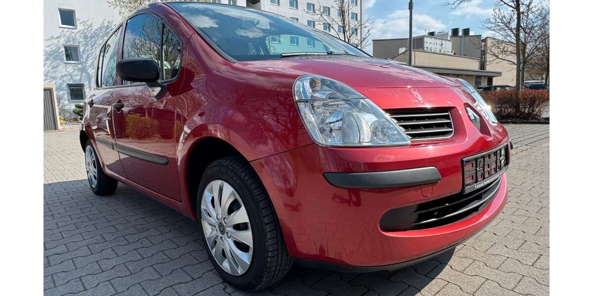Renault Modus 32.000 km 4.500 &euro; München 80687