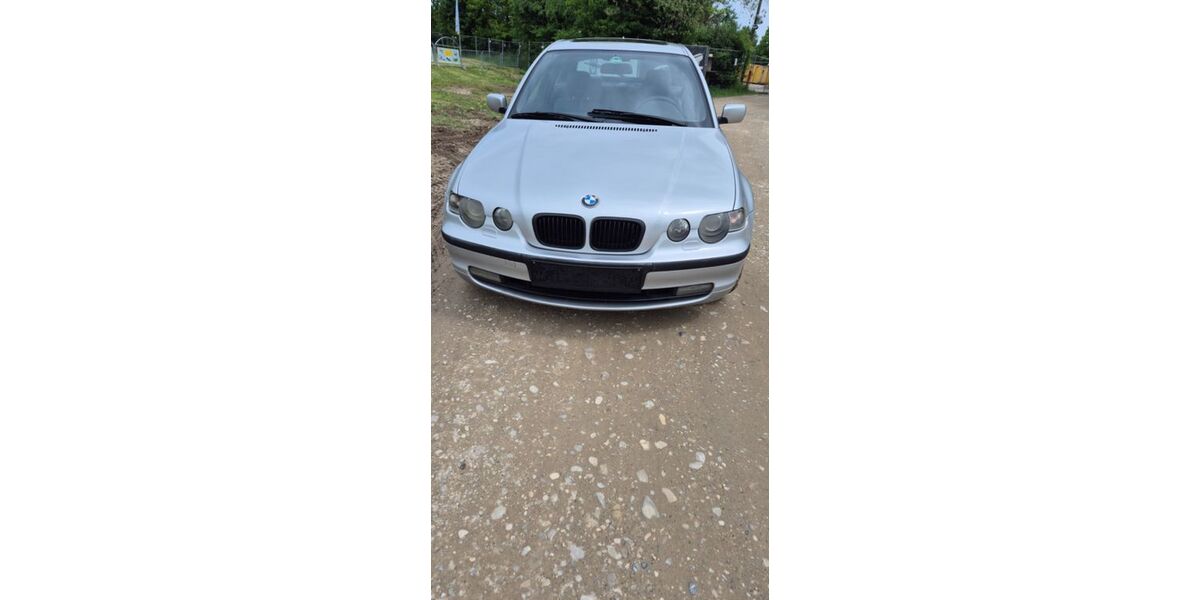 BMW 325 211.000 km 4.900 &euro; München 80689