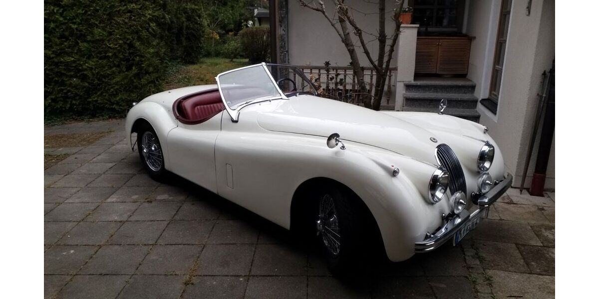 Jaguar XK 81.200 km 84.000 &euro; Grünwald 82031