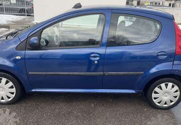 Peugeot 107 214.100 km 1.450 &euro; munchen 81737