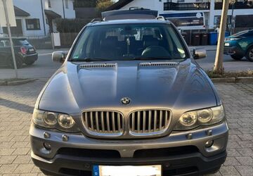 BMW X5 260.000 km 7.499 &euro; Feldkirchen 85622