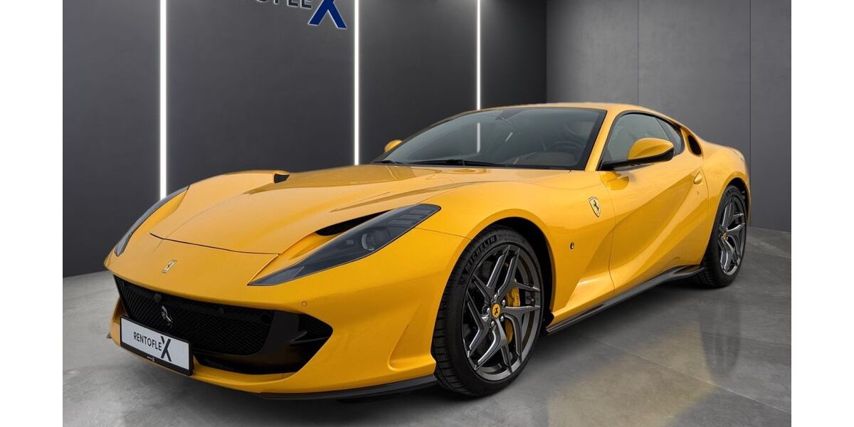 Ferrari 812 14.900 km 309.900 &euro; München 81369