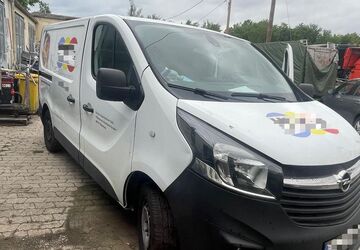 Opel Vivaro 220.000 km 3.490 &euro; München 81249