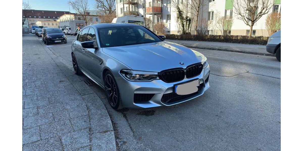 BMW M5 84.000 km 61.000 &euro; München 81549