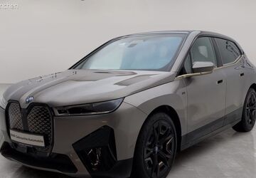 BMW iX 32.970 km 69.880 &euro; München 80939