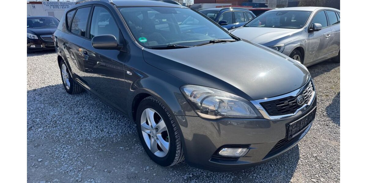 Kia Andere 215.000 km 2.990 &euro; München 81829