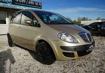 Lancia MUSA 115.115 km 2.950 &euro; München 81829