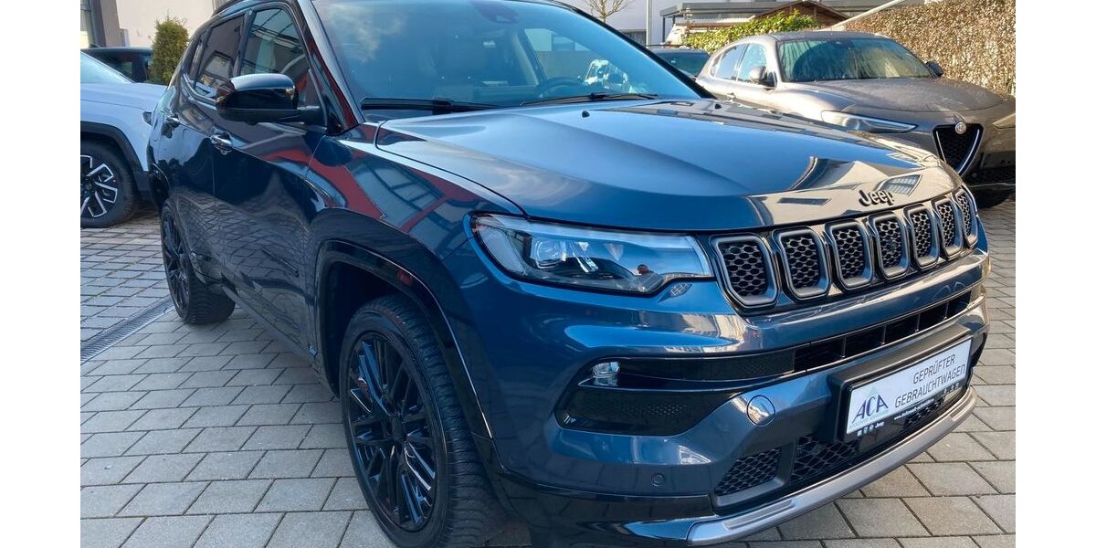 Jeep Compass 20.300 km 24.890 &euro; Ismaning 85737