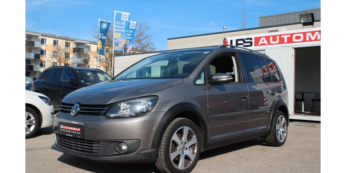 VW Touran 180.000 km 6.490 &euro; München 81243