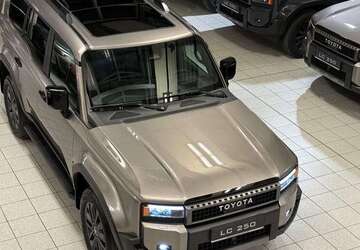 Toyota Land Cruiser 4.080 km 88.595 &euro; Poing bei München 85586