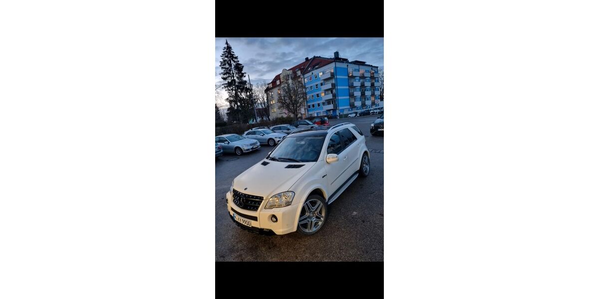 Mercedes-Benz ML 500 239.000 km 15.990 &euro; München 80807