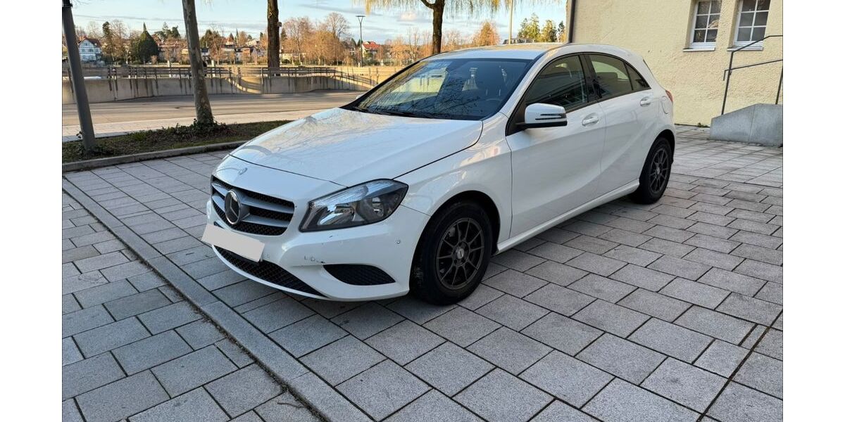 Mercedes-Benz A 180 218.000 km 7.999 &euro; München 80636