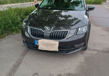 Skoda Octavia 111.000 km 13.500 &euro; Germering 82110