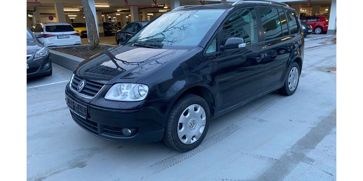 VW Touran 240.000 km 1.000 &euro; München 80809