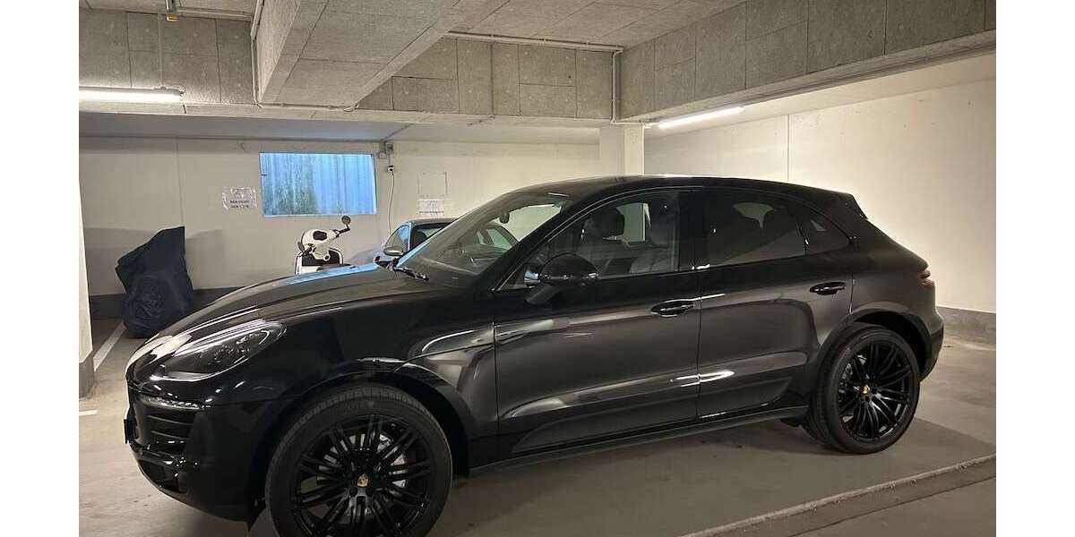 Porsche Macan 79.856 km 59.950 &euro; München 81669