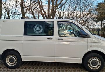 VW T5 Transporter 273.000 km 7.000 &euro; München 81249