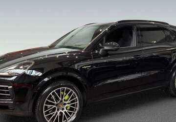 Porsche Cayenne 26.599 km 76.900 &euro; München 81669